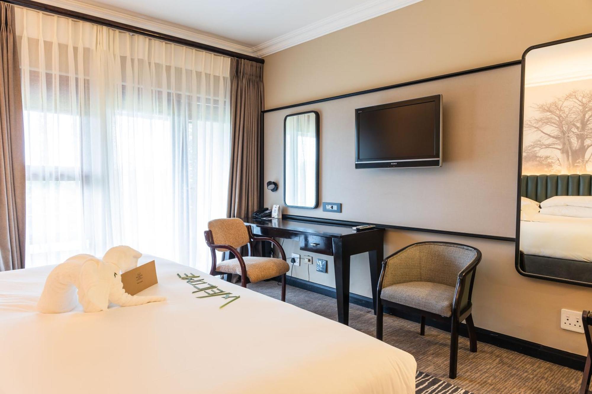 Premier Hotel The Winkler ไวท์ริเวอร์ ภายนอก รูปภาพ