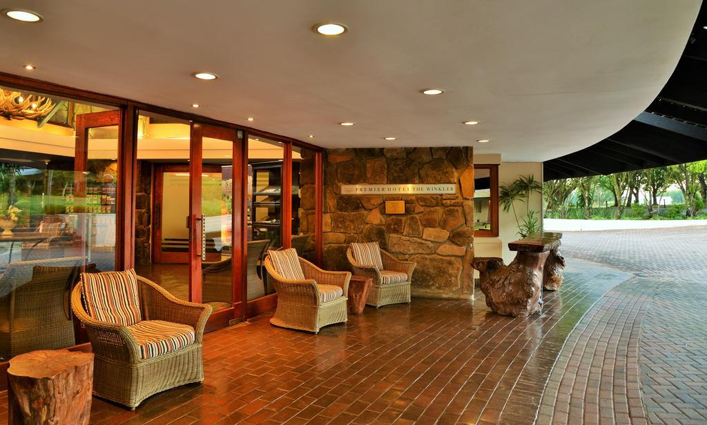 Premier Hotel The Winkler ไวท์ริเวอร์ ภายนอก รูปภาพ